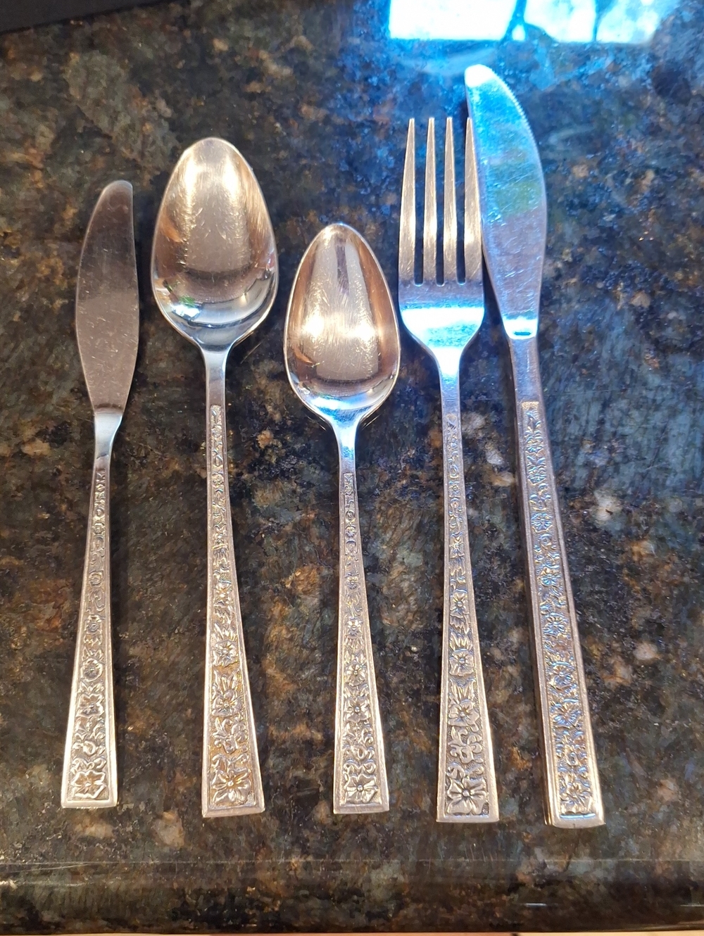 Insilco Mark II Stainless Vintage Floral Pattern  Flatware 23 Pieces. See Pics